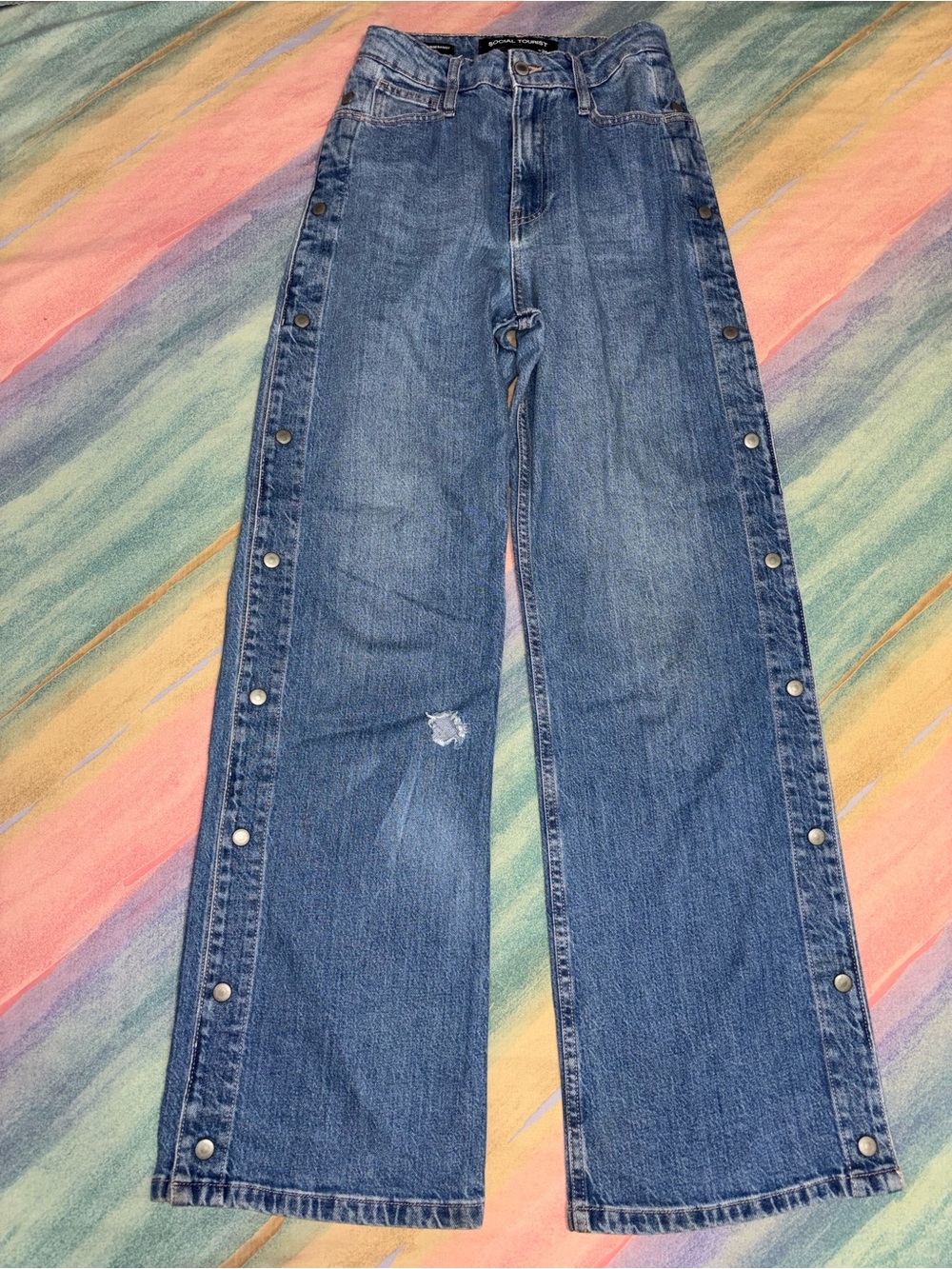 Social Tourist high-rise wide-leg jeans metal side snap button Y2K jeans size 26